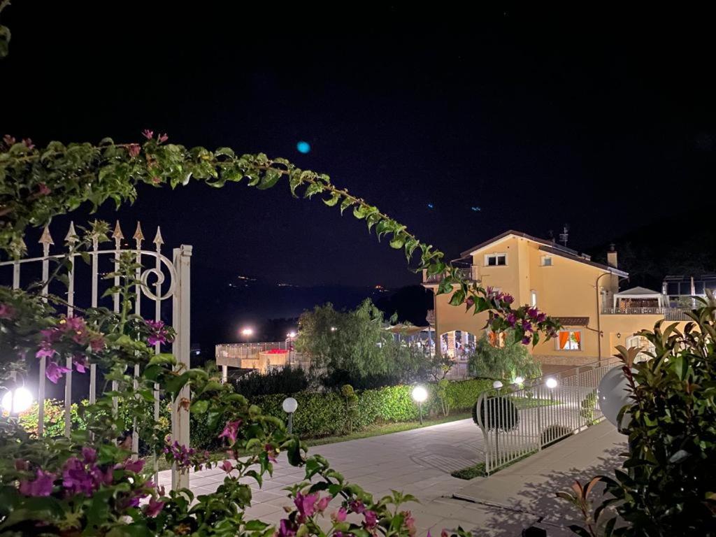 Villa Marchesa Castelnuovo Cilento Exterior photo